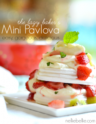 Mini Pavlova. The Lazy Baker Way. A Nelliebellie Recipe