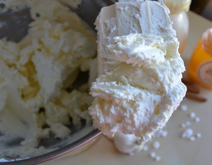 How To Make Restaurant-Style Whipped Butter - Barefeet In The Kitchen