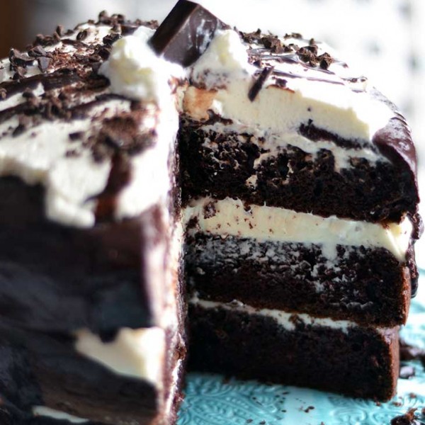 Chocolate Tuxedo Cake | layered with ganache