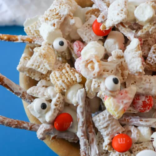 White Chocolate Halloween Chex Mix - no baking required!