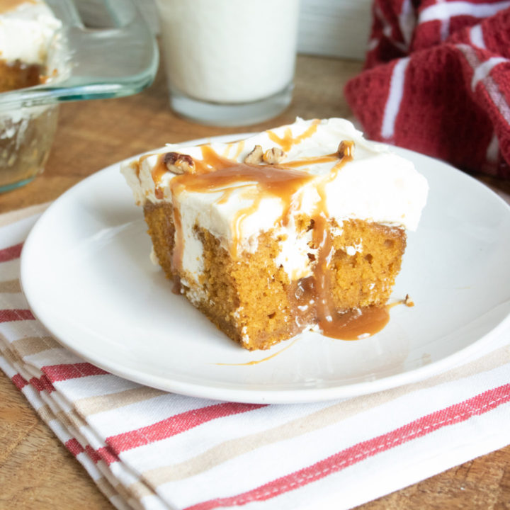 Pumpkin Caramel Cheese Cake Poke Cake 