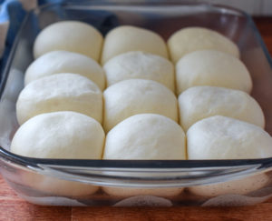 Bacon And Cheese Dinner Rolls (using Rhodes Bake-N-Serv) ⋆ NellieBellie