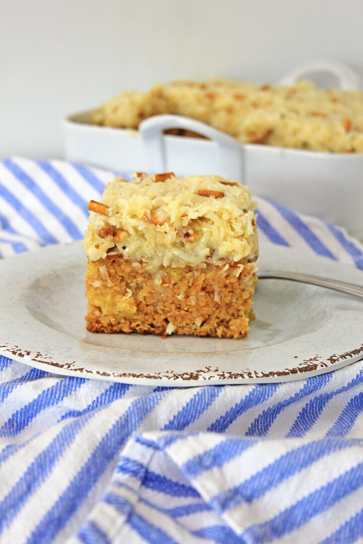 Do Nothing Cake with pineapples, coconut, and pretzels