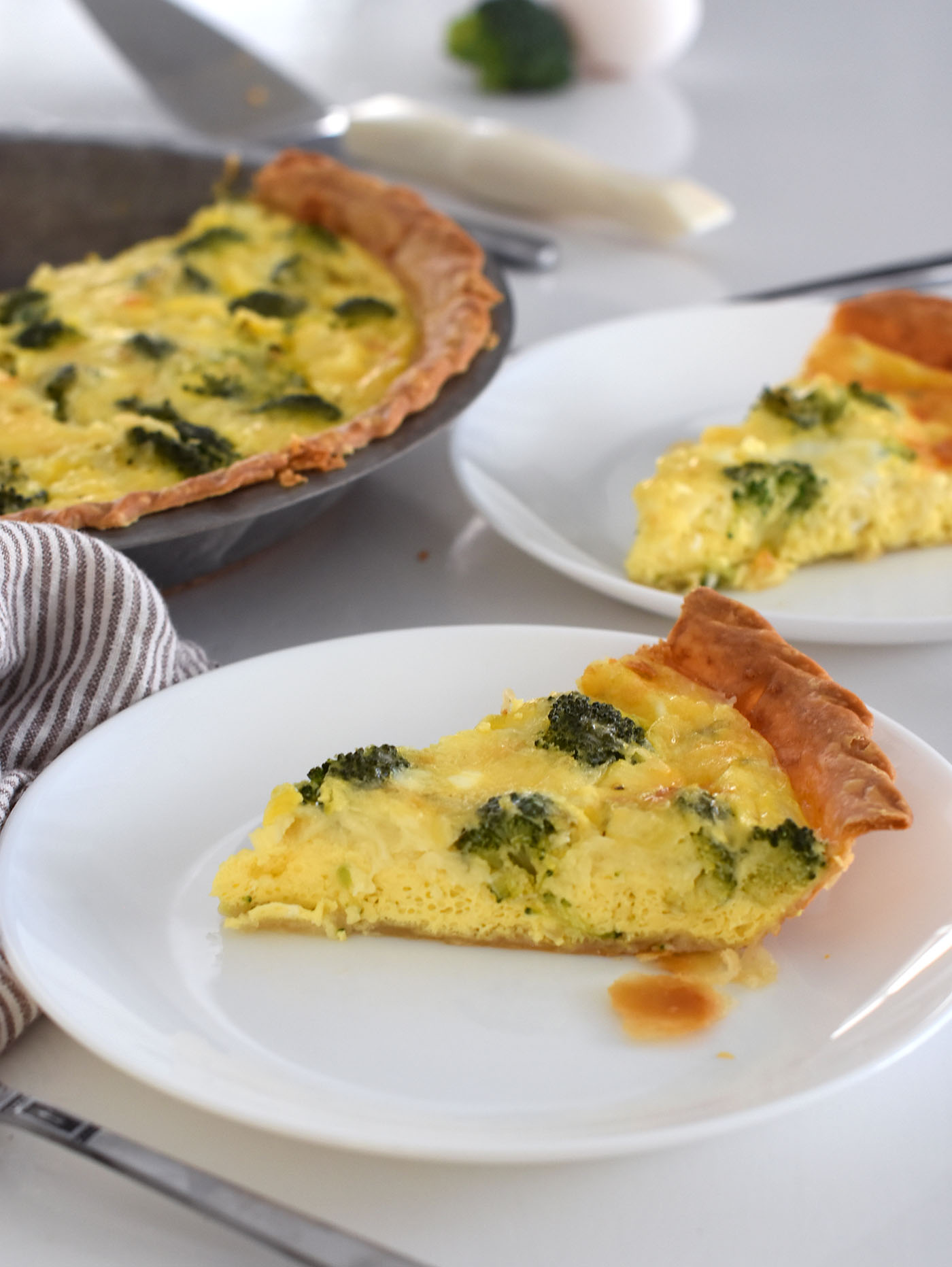 Easy Broccoli and Cheese Quiche ⋆ NellieBellie